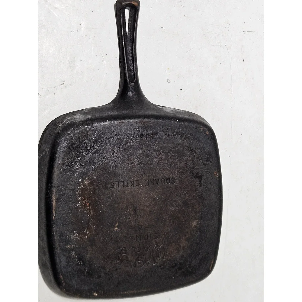 Vintage Wagner Ware Sidney O Square Skillet 1218B Cast Iron Black 9.5 Inch